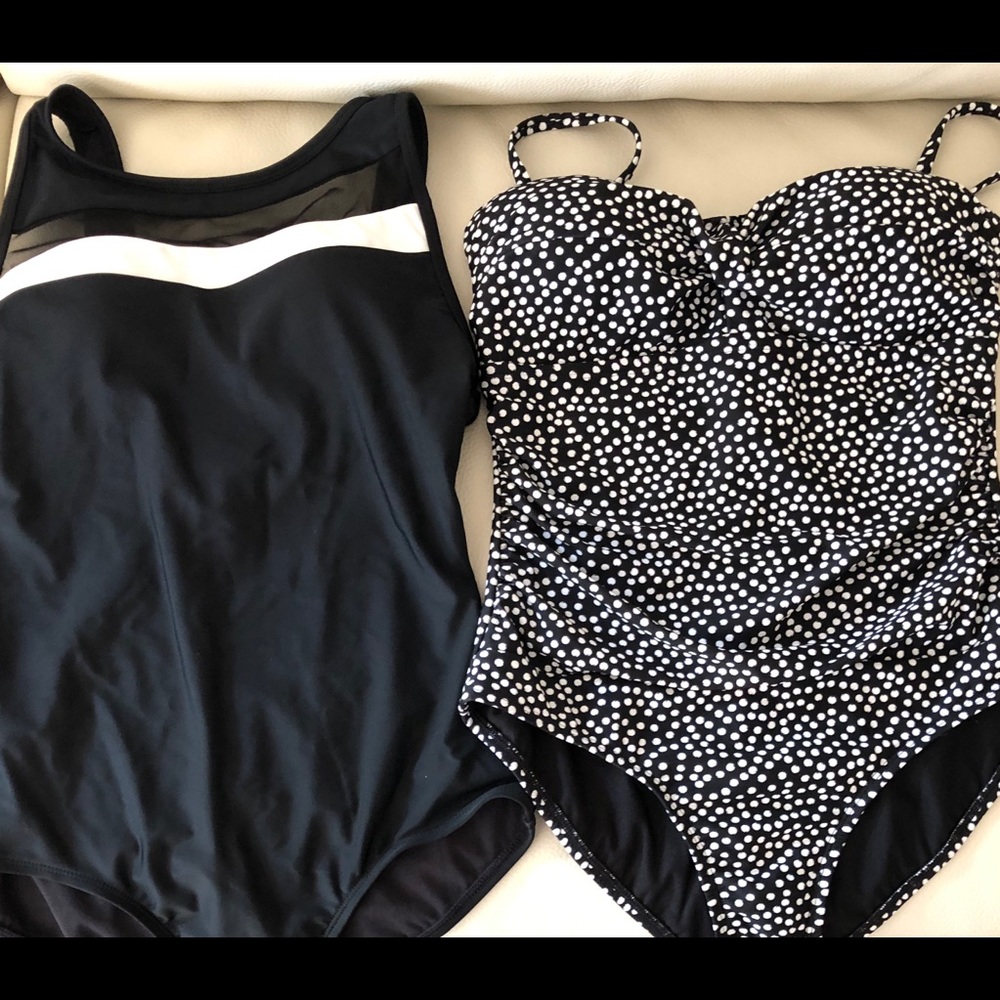 Get your black and white swim suits/ 3rd is FREE🎉